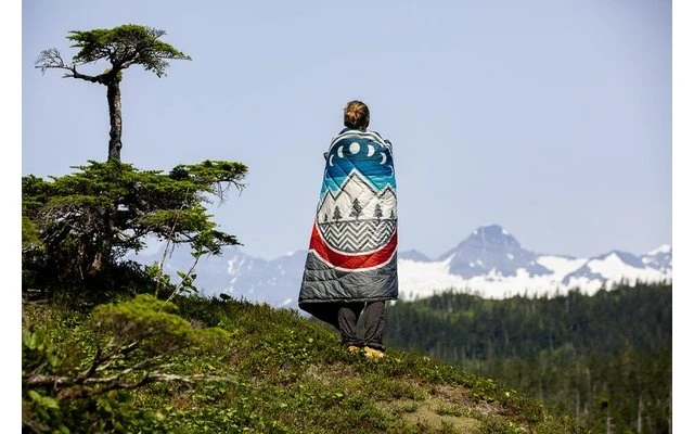 Voited Recycled Ripstop Outdoor Camping Decke Ocean Navy 7 Voited Recycled Ripstop Outdoor Camping Decke Ocean Navy – Bild 5